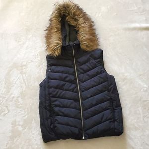 Gap Primaloft Navy Vest with Removable Fur XS